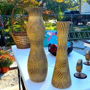 Two vases! Wood , matching set. Very cute!